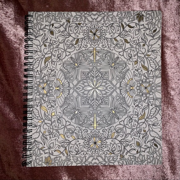 2021 Weekly Coloring Planner Calendar - Picture 2 of 4